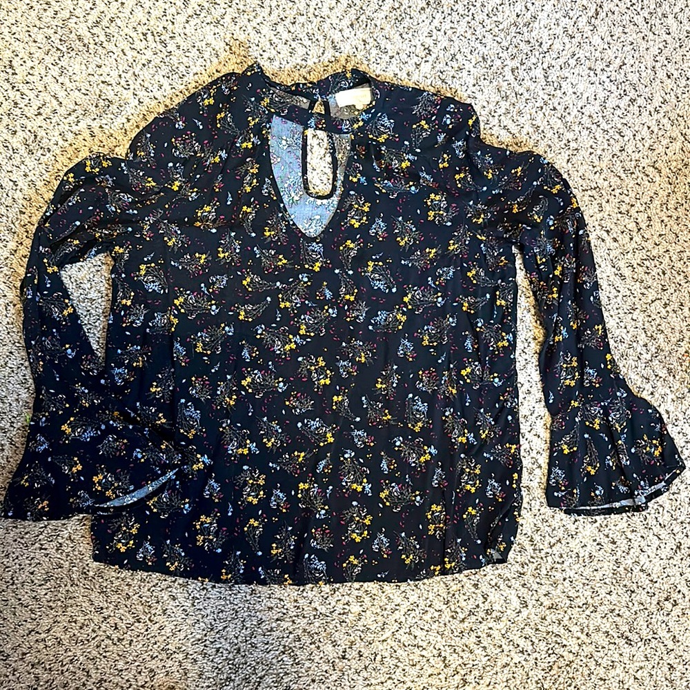 Black flowery top!